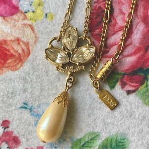 1928 JEWELRY CO | Vintage | Faux Pearl Drop Clear Rhinestone Y - Shape Necklace
